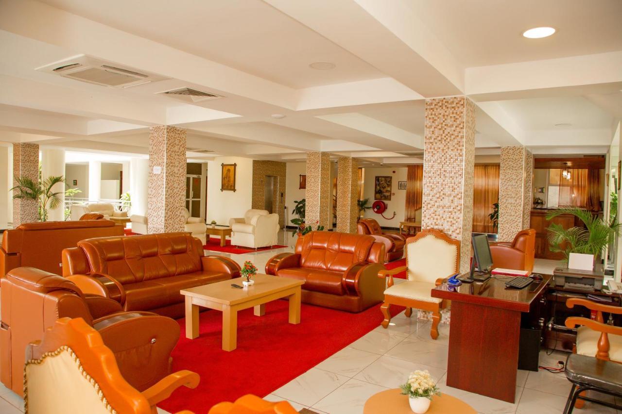 A1 Hotel And Resort Аруша Екстер'єр фото